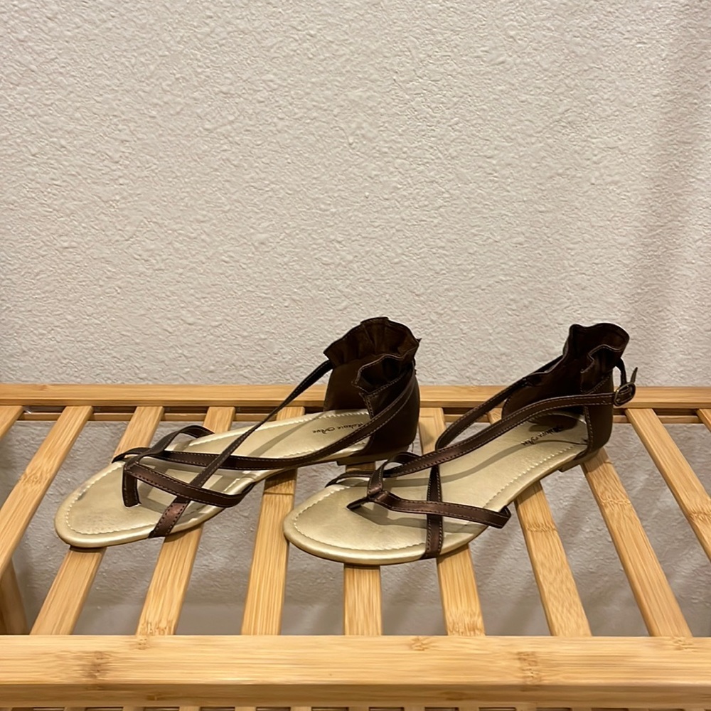 Melrose Ave Sandals, Bronze, Size 7, Gently Used